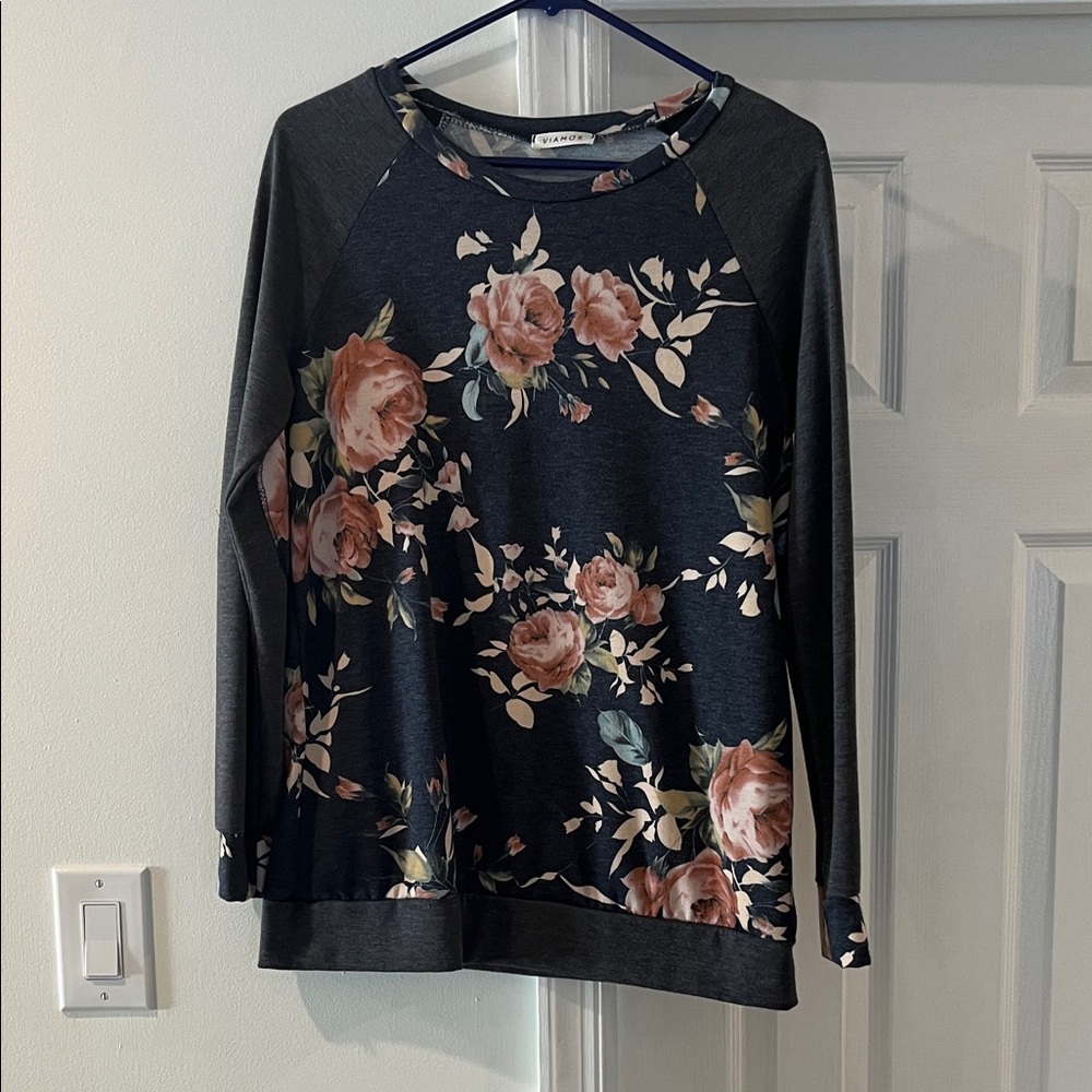 Floral Print Long Sleeve Top